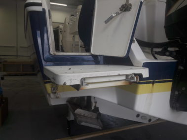 custom marine paint job